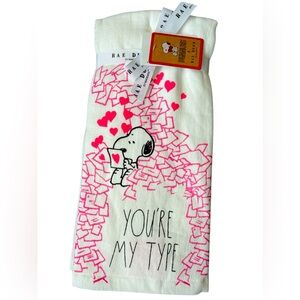 Snoopy from Peanuts Valentine’s Day Kitchen towel 2 pack